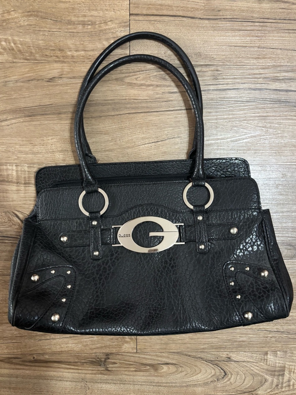 Vintage guess leather shoulder bag